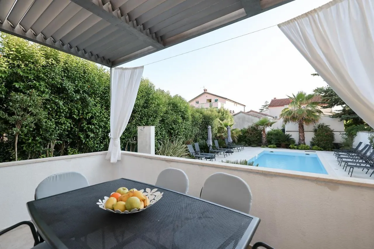 Apartments Mato Zadar 0*,