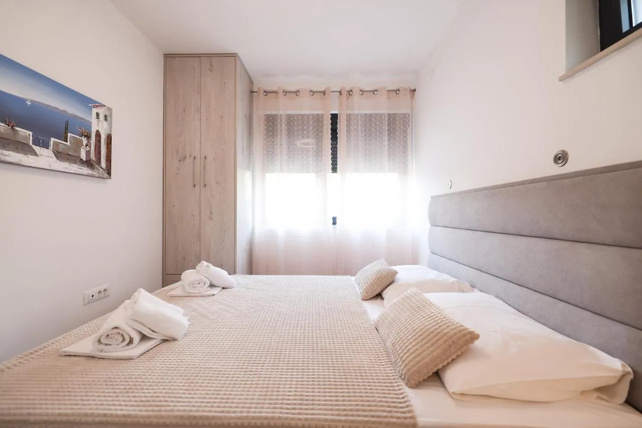 Apartments Mato Zadar