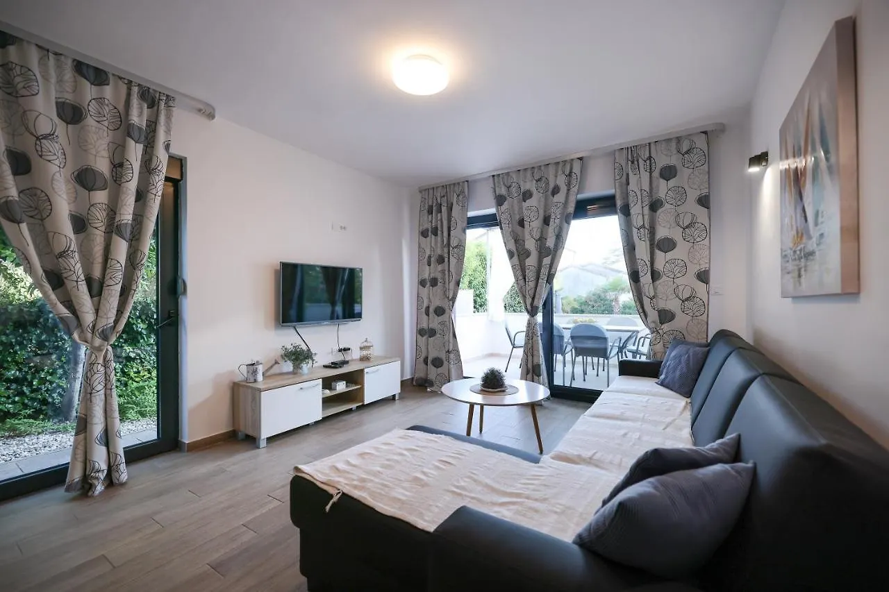 Apartments Mato Zadar