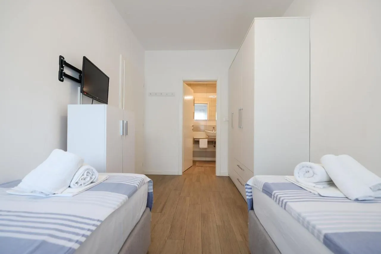 Apartments Mato Zadar