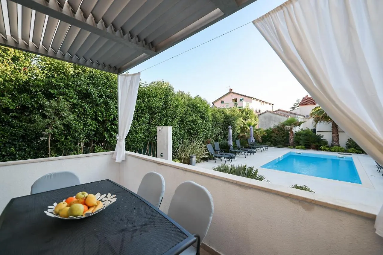 Apartments Mato Zadar