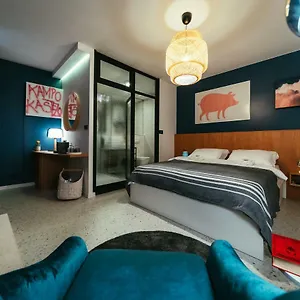  Apartment Em Kastelo