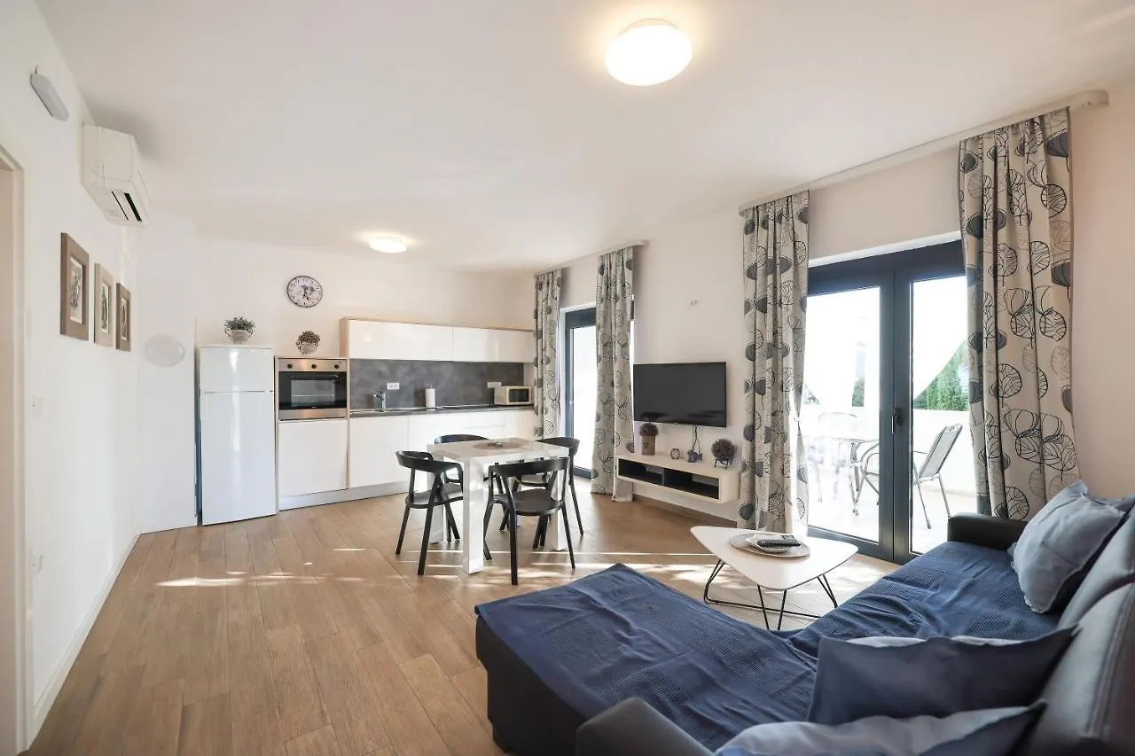 Apartments Mato Zara