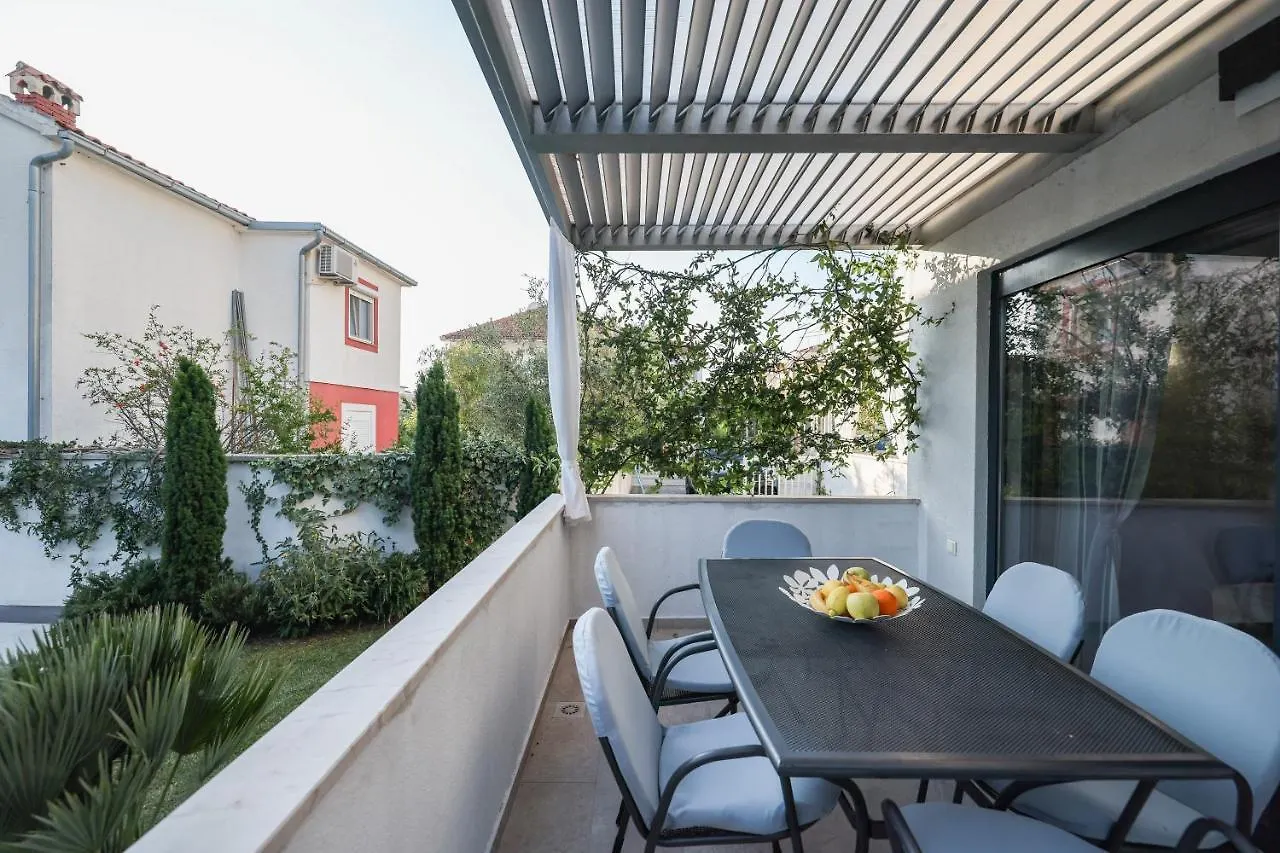 Apartments Mato Zara